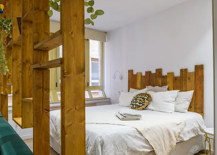 Romea Suites
